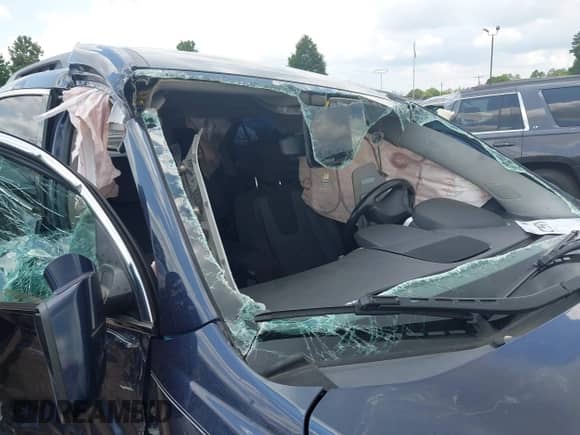 2017 Chevrolet Equinox LT с VIN 2GNALCEKXH1573373, выставлен на аукционе IAAI как лот 42735878 с пробегом 124 530 миль миль и . История ставок и продаж доступна на DreamBid. Изображение 20.