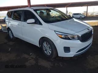 ✅ 2017 Kia Sedona L • VIN: KNDMA5C16H6256300 • Lot: 43640890. Wystawiony na IAAI z przebiegiem 129 922 mil. Bezpłatny archiwum sprzedaży aukcyjnych z USA i szczegółowy raport historii pojazdu na DreamBid. Zdjęcie 1.