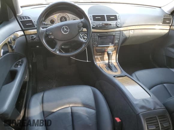 ✅ 2009 Mercedes-Benz E 350 Sport • VIN: WDBUF56X69B408973 • Lot: 84009485. Listed on Copart with 143,940 mi. Free auction sales archive from the USA and detailed vehicle history report at DreamBid. Image 8.