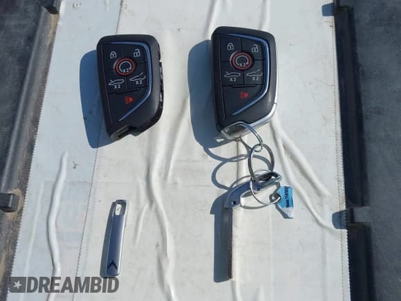 ✅ 2021 Chevrolet Corvette 3LT • VIN: 1G1YC2D4XM5122952 • Lot: 43247546. Listed on IAAI with 11,727 mi. Free auction sales archive from the USA and detailed vehicle history report at DreamBid. Image 11.