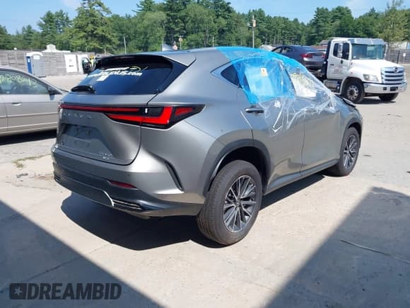 ✅ 2024 Lexus NX 350 Premium • VIN: 2T2GGCEZ5RC049342 • Lot: 39795677. Wystawiony na IAAI z przebiegiem Nie podano. Bezpłatny archiwum sprzedaży aukcyjnych z USA i szczegółowy raport historii pojazdu na DreamBid. Zdjęcie 4.
