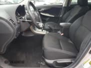 ✅ 2011 Toyota Corolla S • VIN: 2T1BU4EE4BC605009 • Lot: 92760115. Wystawiony na Copart z przebiegiem 123 461 mil. Bezpłatny archiwum sprzedaży aukcyjnych z USA i szczegółowy raport historii pojazdu na DreamBid. Zdjęcie 7.