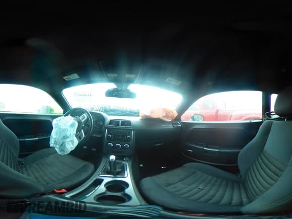 ✅ 2014 Dodge Challenger R/T Classic • VIN: 2C3CDYBT9EH294240 • Lot: 41460877. Wystawiony na IAAI z przebiegiem Nie podano. Bezpłatny archiwum sprzedaży aukcyjnych z USA i szczegółowy raport historii pojazdu na DreamBid. Zdjęcie 18.