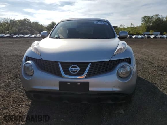 ✅ 2012 Nissan Juke SV • VIN: JN8AF5MV4CT123622 • Лот: 82103385. Опубликован ранее на Copart с пробегом 241 461 миль. Бесплатный доступ к архиву аукционных продаж из США и подробный отчёт об истории автомобиля на DreamBid. Изображение 5.