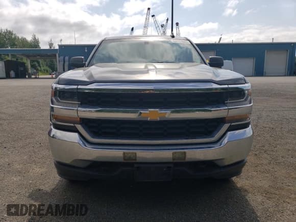 ✅ 2018 Chevrolet Silverado 1500 LS • VIN: 1GCVKNEC6JZ311333 • Лот: 62111603. Опубликован ранее на Copart с пробегом 37 434 миль. Бесплатный доступ к архиву аукционных продаж из США и подробный отчёт об истории автомобиля на DreamBid. Изображение 5.