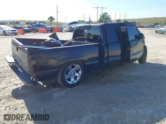 2006 Chevrolet Silverado 1500 LT2 с VIN 1GCEC19Z36Z293370, выставлен на аукционе IAAI как лот 41441006 с пробегом Не указан миль и . История ставок и продаж доступна на DreamBid. Изображение 4.