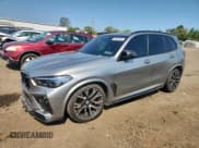 ✅ 2022 BMW X5 M • VIN: 5YMJU0C07N9M57466 • Lot: 64923275. Wystawiony na Copart z przebiegiem 24 300 mil. Bezpłatny archiwum sprzedaży aukcyjnych z USA i szczegółowy raport historii pojazdu na DreamBid. Zdjęcie 1.