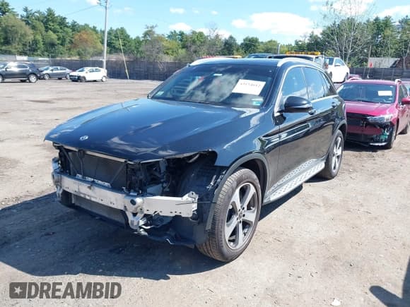 ✅ 2018 Mercedes-Benz GLC 300 • VIN: WDC0G4KB2JV075055 • Lot: 43154612. Wystawiony na IAAI z przebiegiem 122 843 mil. Bezpłatny archiwum sprzedaży aukcyjnych z USA i szczegółowy raport historii pojazdu na DreamBid. Zdjęcie 20.