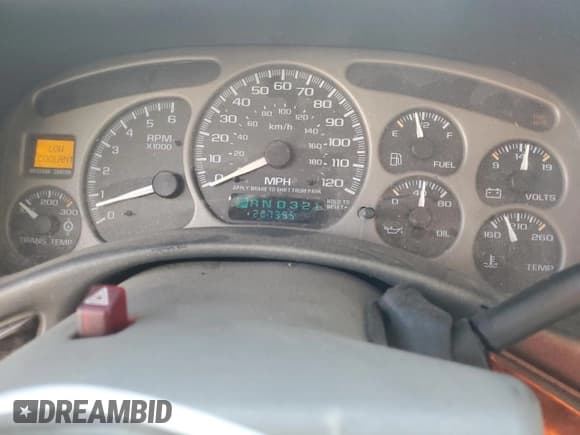 ✅ 2001 GMC Yukon Denali • VIN: 1GKEK63U61J186208 • Lot: 70895394. Listed on Copart with 207,395 mi. Free auction sales archive from the USA and detailed vehicle history report at DreamBid. Image 9.