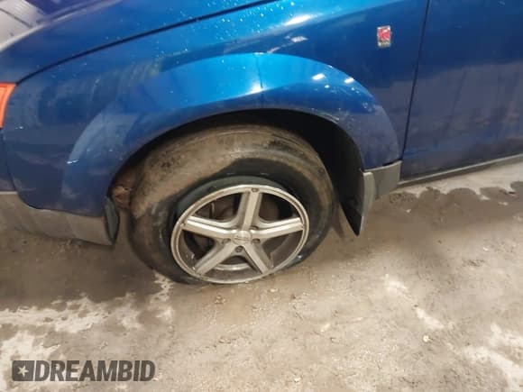 ✅ 2005 Saturn VUE • VIN: 5GZCZ63405S846000 • Lot: 42081031. Wystawiony na IAAI z przebiegiem 107 517 mil. Bezpłatny archiwum sprzedaży aukcyjnych z USA i szczegółowy raport historii pojazdu na DreamBid. Zdjęcie 6.