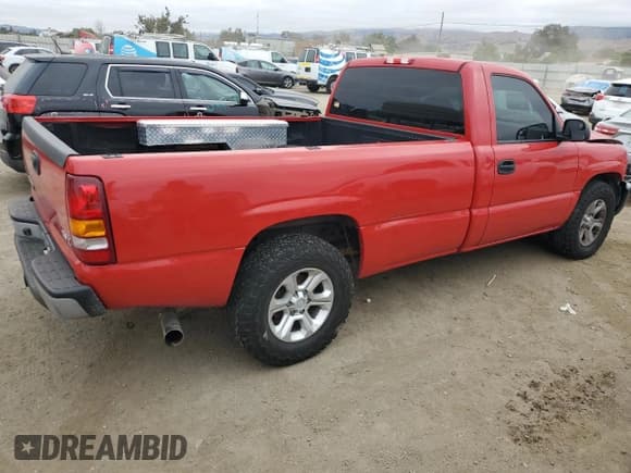 ✅ 2006 GMC Sierra 1500 Work Truck • VIN: 1GTEC14V86E186956 • Лот: 66390105. Опубликован ранее на Copart с пробегом 139 236 миль. Бесплатный доступ к архиву аукционных продаж из США и подробный отчёт об истории автомобиля на DreamBid. Изображение 3.