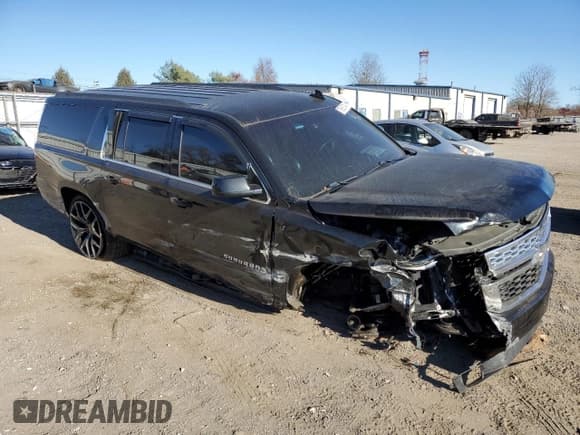 ✅ 2015 Chevrolet Suburban LT • VIN: 1GNSKJKC6FR618466 • Lot: 78692574. Wystawiony na Copart z przebiegiem 151 200 mil. Bezpłatny archiwum sprzedaży aukcyjnych z USA i szczegółowy raport historii pojazdu na DreamBid. Zdjęcie 4.