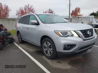 ✅ 2018 Nissan Pathfinder S • VIN: 5N1DR2MN6JC607556 • Лот: 43822423. Опубликован ранее на IAAI с пробегом 107 444 миль. Бесплатный доступ к архиву аукционных продаж из США и подробный отчёт об истории автомобиля на DreamBid. Изображение 1.