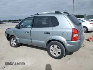 2007 Hyundai Tucson GLS z VIN KM8JM12B07U545790, wystawiony jako Copart lot #80977684 z przebiegiem 249 471 mil mil oraz Szkoda całkowita • Salvage title. Historia ofert i sprzedaży dostępna na DreamBid. Obrazek 2.