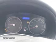 ✅ 2010 Hyundai Accent GS • VIN: KMHCM3ACXAU157584 • Лот: 41406776. Опубликован ранее на IAAI с пробегом 183 188 миль. Бесплатный доступ к архиву аукционных продаж из США и подробный отчёт об истории автомобиля на DreamBid. Изображение 7.