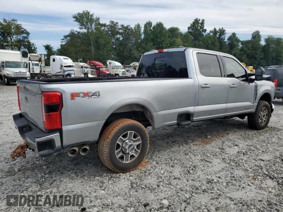 ✅ 2024 Ford F-350 XL • VIN: 1FT8W3BT9REE22326 • Лот: 70098565. Опубликован ранее на Copart с пробегом 9 359 миль. Бесплатный доступ к архиву аукционных продаж из США и подробный отчёт об истории автомобиля на DreamBid. Изображение 3.