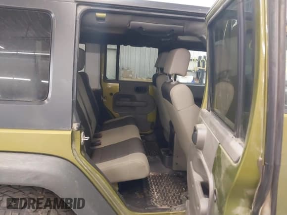 ✅ 2007 Jeep Wrangler X • VIN: 1J4GA391X7L157420 • Lot: 42940955. Listed on IAAI with 143,867 mi. Free auction sales archive from the USA and detailed vehicle history report at DreamBid. Image 8.