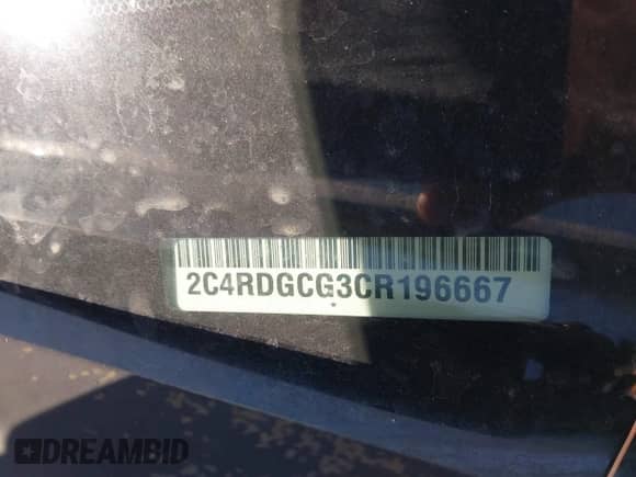 2012 Dodge Grand Caravan SXT z VIN 2C4RDGCG3CR196667, wystawiony jako IAAI lot #43337805 z przebiegiem 167 558 mil mil oraz . Historia ofert i sprzedaży dostępna na DreamBid. Obrazek 12.