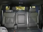 ✅ 2023 Chevrolet Suburban LT • VIN: 1GNSKCKD6PR315905 • Lot: 80139634. Wystawiony na Copart z przebiegiem 56 219 mil. Bezpłatny archiwum sprzedaży aukcyjnych z USA i szczegółowy raport historii pojazdu na DreamBid. Zdjęcie 10.