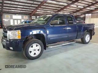 ✅ 2011 Chevrolet Silverado 1500 LT • VIN: 1GCRKSE35BZ430850 • Lot: 74265374. Listed on Copart with 186,473 mi. Free auction sales archive from the USA and detailed vehicle history report at DreamBid. Image 1.