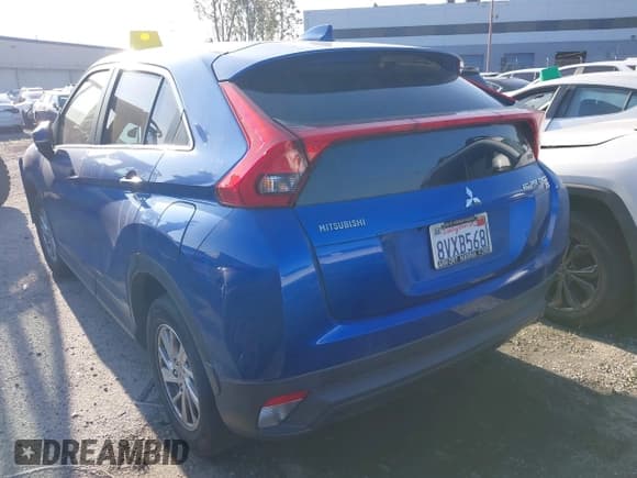 ✅ 2018 Mitsubishi Eclipse Cross ES • VIN: JA4AT3AA7JZ062037 • Лот: 43523335. Опубликован ранее на IAAI с пробегом 85 360 миль. Бесплатный доступ к архиву аукционных продаж из США и подробный отчёт об истории автомобиля на DreamBid. Изображение 3.