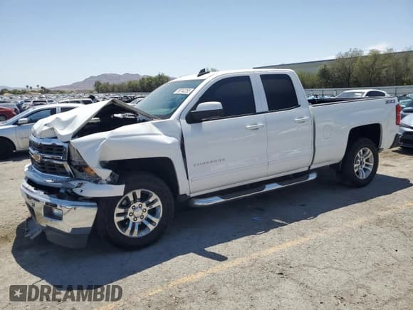 ✅ 2015 Chevrolet Silverado 1500 LT • VIN: 1GCRCREC8FZ225728 • Лот: 58742255. Опубликован ранее на Copart с пробегом 129 924 миль. Бесплатный доступ к архиву аукционных продаж из США и подробный отчёт об истории автомобиля на DreamBid. Изображение 1.