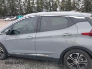 ✅ 2020 Chevrolet Bolt EV Premier • VIN: 1G1FZ6S08L4145700 • Lot: 41762056. Wystawiony na IAAI z przebiegiem 13 466 mil. Bezpłatny archiwum sprzedaży aukcyjnych z USA i szczegółowy raport historii pojazdu na DreamBid. Zdjęcie 14.