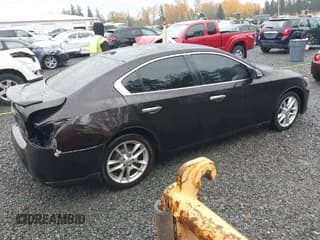 ✅ 2010 Nissan Maxima SV • VIN: 1N4AA5AP6AC810507 • Lot: 43616076. Listed on IAAI with 87,484 mi. Free auction sales archive from the USA and detailed vehicle history report at DreamBid. Image 4.