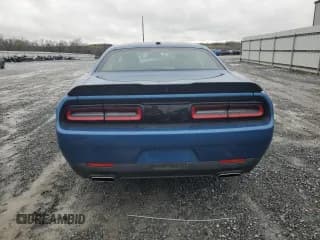 ✅ 2022 Dodge Challenger SXT • VIN: 2C3CDZAG9NH181964 • Lot: 46479994. Wystawiony na Copart z przebiegiem 23 756 mil. Bezpłatny archiwum sprzedaży aukcyjnych z USA i szczegółowy raport historii pojazdu na DreamBid. Zdjęcie 6.