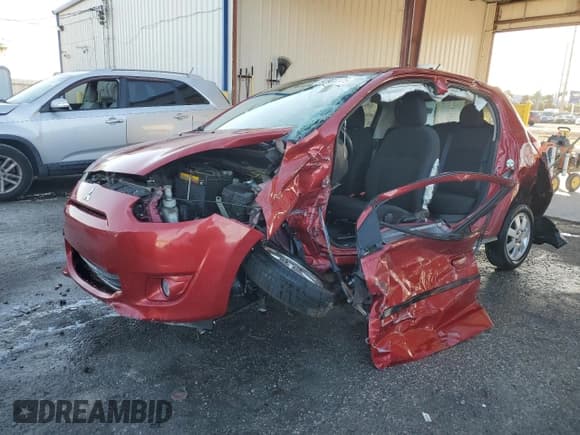 ✅ 2015 Mitsubishi Mirage ES • VIN: ML32A4HJ4FH041111 • Лот: 92901375. Опубликован ранее на Copart с пробегом 104 059 миль. Бесплатный доступ к архиву аукционных продаж из США и подробный отчёт об истории автомобиля на DreamBid. Изображение 1.