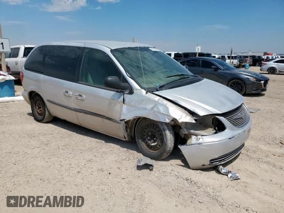 ✅ 2003 Chrysler Voyager • VIN: 1C4GJ25B43B128638 • Lot: 68255425. Listed on Copart with 223,516 mi. Free auction sales archive from the USA and detailed vehicle history report at DreamBid. Image 4.