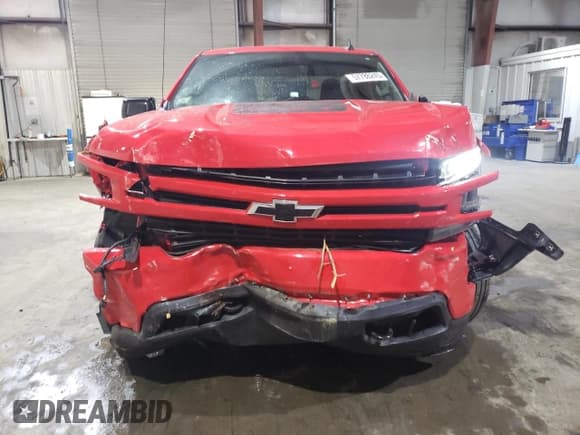 ✅ 2020 Chevrolet Silverado 1500 RST • VIN: 1GCRYEED3LZ310989 • Lot: 57786245. Listed on Copart with 35,343 mi. Free auction sales archive from the USA and detailed vehicle history report at DreamBid. Image 5.