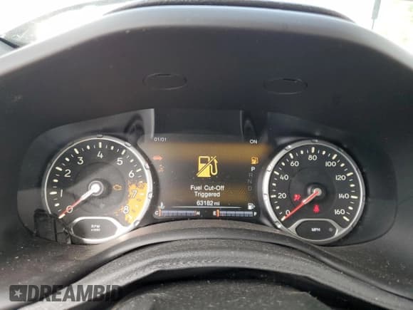 ✅ 2018 Jeep Renegade Limited • VIN: ZACCJADB7JPH12741 • Lot: 61870483. Listed on Copart with 63,182 mi. Free auction sales archive from the USA and detailed vehicle history report at DreamBid. Image 9.