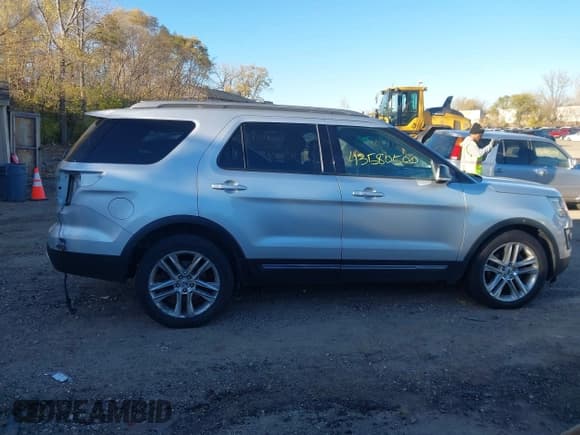 ✅ 2016 Ford Explorer XLT • VIN: 1FM5K8D87GGC22515 • Лот: 43580500. Опубликован ранее на IAAI с пробегом 227 850 миль. Бесплатный доступ к архиву аукционных продаж из США и подробный отчёт об истории автомобиля на DreamBid. Изображение 12.