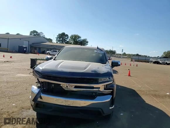 ✅ 2019 Chevrolet Silverado 1500 LT • VIN: 1GCPWCED0KZ254980 • Lot: 78074804. Wystawiony na Copart z przebiegiem 68 425 mil. Bezpłatny archiwum sprzedaży aukcyjnych z USA i szczegółowy raport historii pojazdu na DreamBid. Zdjęcie 10.