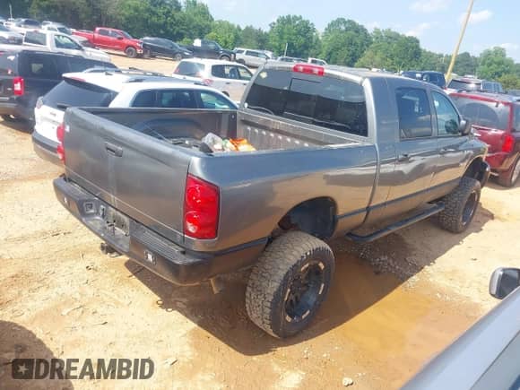 2008 Dodge 1500 SLT with VIN 3D7KS19D38G132407, listed as a IAAI auction lot 42446181 with 181,997 mi miles and . Bid and sale history available at DreamBid. Image 4.