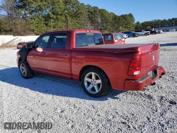 ✅ 2010 Dodge 1500 SLT • VIN: 1D7RB1CT7AS234080 • Lot: 87188914. Wystawiony na Copart z przebiegiem 178 459 mil. Bezpłatny archiwum sprzedaży aukcyjnych z USA i szczegółowy raport historii pojazdu na DreamBid. Zdjęcie 2.