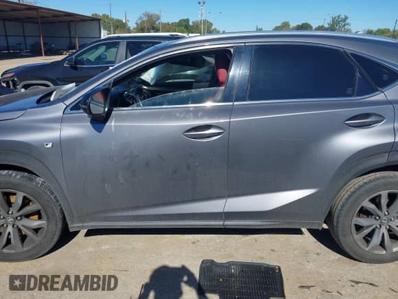 ✅ 2015 Lexus NX 200t • VIN: JTJYARBZ3F2001377 • Лот: 40848510. Опубликован ранее на IAAI с пробегом 109 066 миль. Бесплатный доступ к архиву аукционных продаж из США и подробный отчёт об истории автомобиля на DreamBid. Изображение 14.
