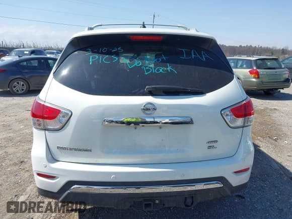 ✅ 2013 Nissan Pathfinder SL • VIN: 5N1AR2MM6DC629197 • Лот: 41847580. Опубликован ранее на IAAI с пробегом 188 121 миль. Бесплатный доступ к архиву аукционных продаж из США и подробный отчёт об истории автомобиля на DreamBid. Изображение 15.