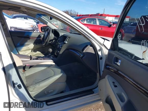 ✅ 2012 Infiniti G37 x • VIN: JN1CV6AR8CM681197 • Lot: 43758841. Wystawiony na IAAI z przebiegiem 173 135 mil. Bezpłatny archiwum sprzedaży aukcyjnych z USA i szczegółowy raport historii pojazdu na DreamBid. Zdjęcie 5.