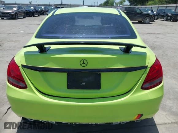 ✅ 2017 Mercedes-Benz C 300 • VIN: 55SWF4JB1HU205175 • Lot: 42741552. Wystawiony na IAAI z przebiegiem 97 480 mil. Bezpłatny archiwum sprzedaży aukcyjnych z USA i szczegółowy raport historii pojazdu na DreamBid. Zdjęcie 17.