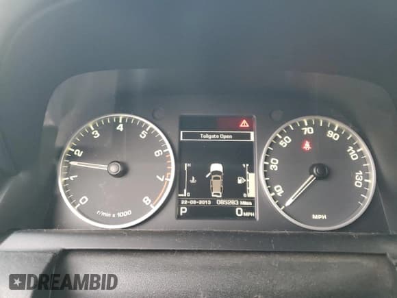 ✅ 2015 Land Rover LR4 HSE • VIN: SALAG2V65FA765631 • Lot: 86020194. Listed on Copart with 85,283 mi. Free auction sales archive from the USA and detailed vehicle history report at DreamBid. Image 9.