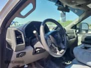 ✅ 2018 Ford F-250 XL • VIN: 1FT7X2B66JEB74621 • Lot: 42079264. Listed on IAAI with 171,128 mi. Free auction sales archive from the USA and detailed vehicle history report at DreamBid. Image 1.