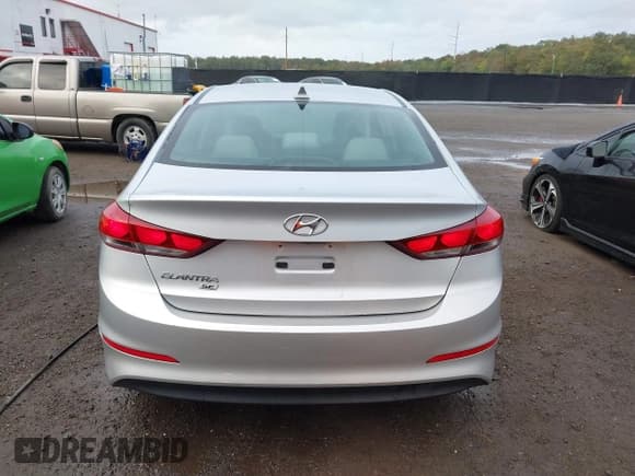✅ 2017 Hyundai Elantra SE • VIN: 5NPD74LF4HH127028 • Lot: 43410903. Listed on IAAI with 158,123 mi. Free auction sales archive from the USA and detailed vehicle history report at DreamBid. Image 15.