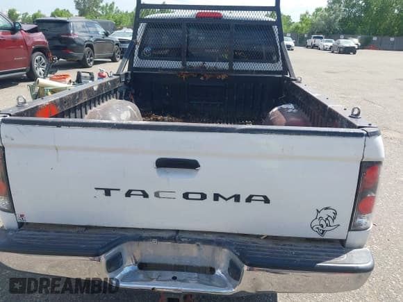 ✅ 1999 Toyota Tacoma • VIN: 4TANL42N4XZ481305 • Лот: 42586595. Опубликован ранее на IAAI с пробегом 239 303 миль. Бесплатный доступ к архиву аукционных продаж из США и подробный отчёт об истории автомобиля на DreamBid. Изображение 8.