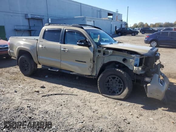 ✅ 2020 Toyota Tacoma Limited • VIN: 3TMGZ5AN9LM334265 • Лот: 85927495. Опубликован ранее на Copart с пробегом 67 334 миль. Бесплатный доступ к архиву аукционных продаж из США и подробный отчёт об истории автомобиля на DreamBid. Изображение 4.