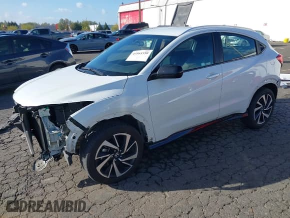 ✅ 2020 Honda HR-V Sport • VIN: 3CZRU6H18LM703434 • Lot: 43565350. Listed on IAAI with 49,005 mi. Free auction sales archive from the USA and detailed vehicle history report at DreamBid. Image 23.