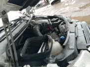 ✅ 2015 Mercedes-Benz Sprinter Cargo EXT • VIN: WD3PE8DBXFP136415 • Lot: 43326501. Wystawiony na IAAI z przebiegiem 245 622 mil. Bezpłatny archiwum sprzedaży aukcyjnych z USA i szczegółowy raport historii pojazdu na DreamBid. Zdjęcie 19.