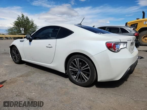 ✅ 2013 Subaru BRZ Premium • VIN: JF1ZCAB16D1602238 • Лот: 83810285. Опубликован ранее на Copart с пробегом 131 667 миль. Бесплатный доступ к архиву аукционных продаж из США и подробный отчёт об истории автомобиля на DreamBid. Изображение 2.