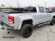 ✅ 2017 GMC Sierra 2500HD SLT • VIN: 1GT12TEY3HF144102 • Lot: 81303145. Wystawiony na Copart z przebiegiem 105 479 mil. Bezpłatny archiwum sprzedaży aukcyjnych z USA i szczegółowy raport historii pojazdu na DreamBid. Zdjęcie 3.